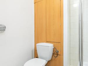 Pronájem bytu 1+kk, Praha - Záběhlice, Svojšovická, 30 m2