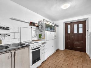 Prodej rodinného domu, Janov, 250 m2