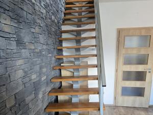 Pronájem bytu 2+kk, Kladno, Poděbradova, 62 m2