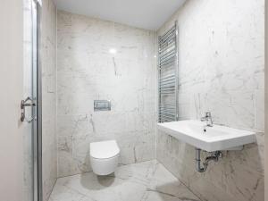 Pronájem bytu 2+kk, Praha - Libeň, Vojenova, 47 m2