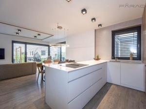 Pronájem rodinného domu, Praha - Modřany, Pleštilova, 135 m2