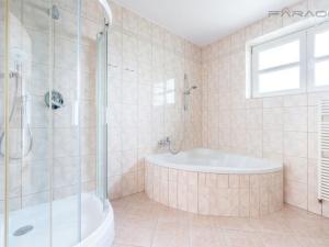 Pronájem rodinného domu, Čakov, 270 m2