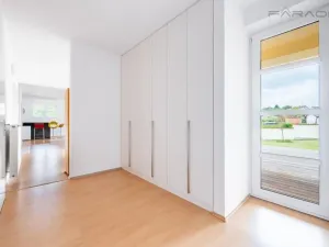 Pronájem rodinného domu, Čakov, 270 m2