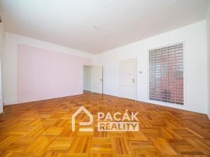 Prodej výrobních prostor, Tršice, 1000 m2