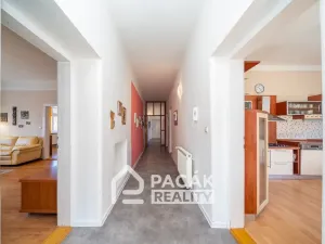 Prodej výrobních prostor, Tršice, 1000 m2