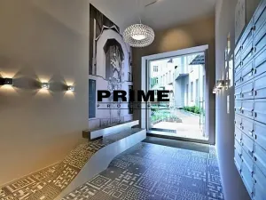 Pronájem kanceláře, Praha - Nové Město, Spálená, 164 m2