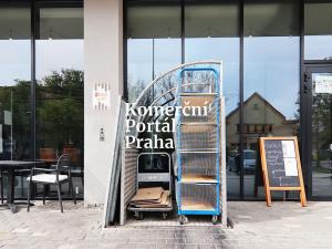 Pronájem restaurace, Praha - Kobylisy, Střelničná, 344 m2
