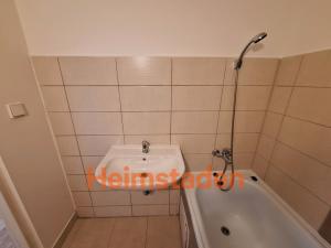 Pronájem bytu 2+1, Orlová - Lutyně, Masarykova třída, 60 m2