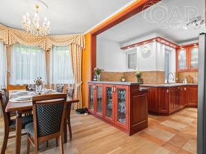 Prodej rodinného domu, Horoměřice, Edvarda Beneše, 169 m2