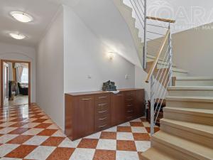 Prodej rodinného domu, Horoměřice, Edvarda Beneše, 169 m2