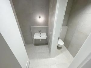 Pronájem kanceláře, Praha - Stodůlky, Hábova, 19 m2