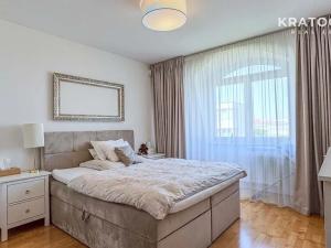 Pronájem bytu 3+1, Praha - Vinohrady, U Zvonařky, 121 m2