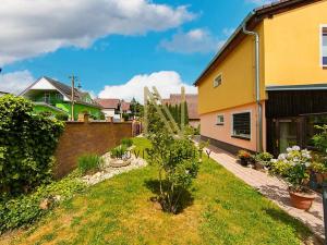 Prodej rodinného domu, Úherce, Na Vršku, 206 m2