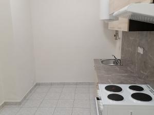 Pronájem kanceláře, Kladno, Osvoboz. pol. vězňů, 41 m2