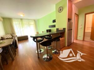 Prodej bytu 2+kk, Aheloy, Bulharsko, 76 m2