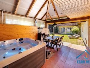 Prodej rodinného domu, Černovice - Svatava, 140 m2