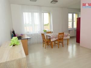Prodej bytu 3+1, Kolín - Kolín II, Benešova, 64 m2
