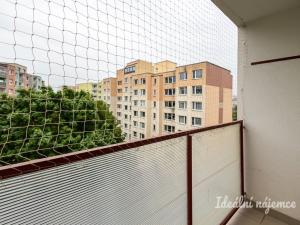 Pronájem bytu 1+1, Praha - Černý Most, Trytova, 38 m2