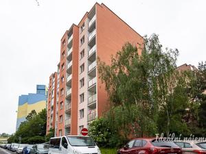 Pronájem bytu 1+1, Praha - Černý Most, Trytova, 38 m2