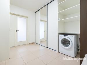 Pronájem bytu 3+kk, Praha - Dolní Chabry, Poštova, 83 m2