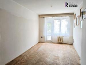 Prodej bytu 3+1, Sokolov, Heyrovského, 77 m2