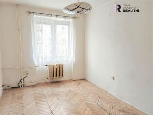 Prodej bytu 3+1, Sokolov, Heyrovského, 77 m2
