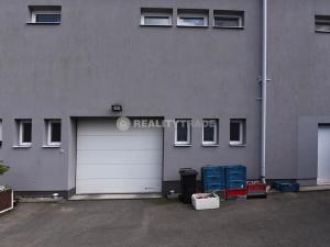 Pronájem obchodního prostoru, Strakonice, Povážská, 300 m2