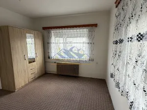 Prodej bytu 4+1, Osek, 140 m2