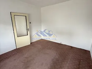 Prodej bytu 4+1, Osek, 140 m2