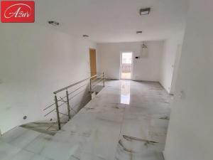 Prodej rodinného domu, Dubí, Střední, 224 m2