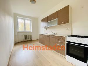 Pronájem bytu 1+1, Ostrava - Poruba, Hlavní třída, 37 m2