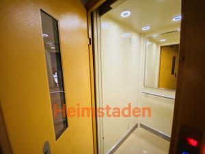 Pronájem bytu 1+1, Ostrava - Poruba, Hlavní třída, 37 m2
