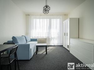 Pronájem bytu 1+kk, Praha - Střížkov, Černého, 30 m2