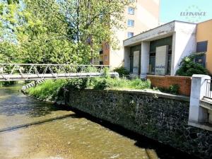 Prodej obchodního prostoru, Kralupy nad Vltavou, sídl. Hůrka, 238 m2