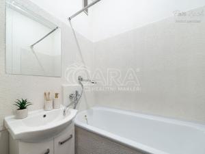 Pronájem bytu 2+1, Hranice - Hranice I-Město, Obránců míru, 50 m2
