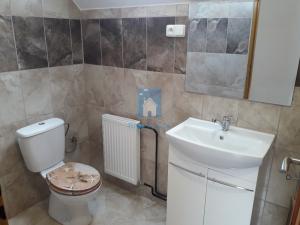 Pronájem rodinného domu, Ždírec - Myť, 136 m2
