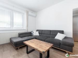 Prodej bytu 3+1, Zlín - Louky, 80 m2