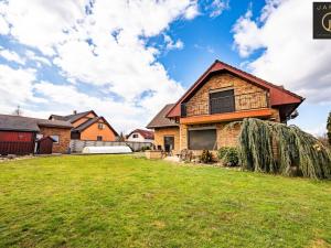 Prodej rodinného domu, Úvaly, 214 m2