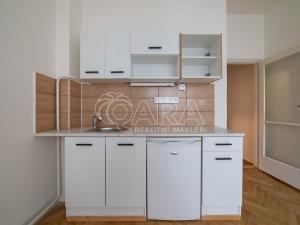 Prodej bytu 1+kk, Praha - Strašnice, Starostrašnická, 23 m2
