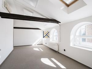 Pronájem kanceláře, Praha - Smíchov, Nádražní, 129 m2