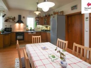 Prodej rodinného domu, Kamenice, Jílovská, 180 m2
