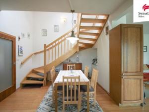 Prodej rodinného domu, Kamenice, Jílovská, 180 m2