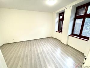 Pronájem bytu 1+1, Ostrava - Moravská Ostrava, Poděbradova, 32 m2