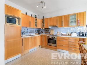 Prodej rodinného domu, Kamenice - Nová Hospoda, Na Vyhlídce, 380 m2