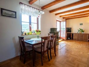 Prodej rodinného domu, Mikulov, Vinohrady, 120 m2