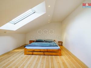 Prodej rodinného domu, Cheb, Jabloňová, 290 m2