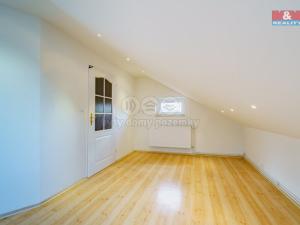 Prodej rodinného domu, Cheb, Jabloňová, 290 m2