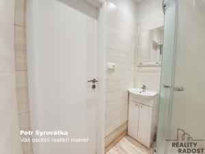 Pronájem bytu 1+1, Brno - Slatina, Dědická, 34 m2