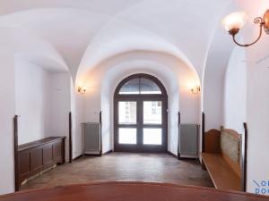 Pronájem obchodního prostoru, Praha - Staré Město, Liliová, 50 m2