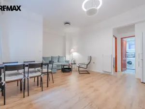 Prodej bytu 1+1, Pireas,Řecko, 48 m2